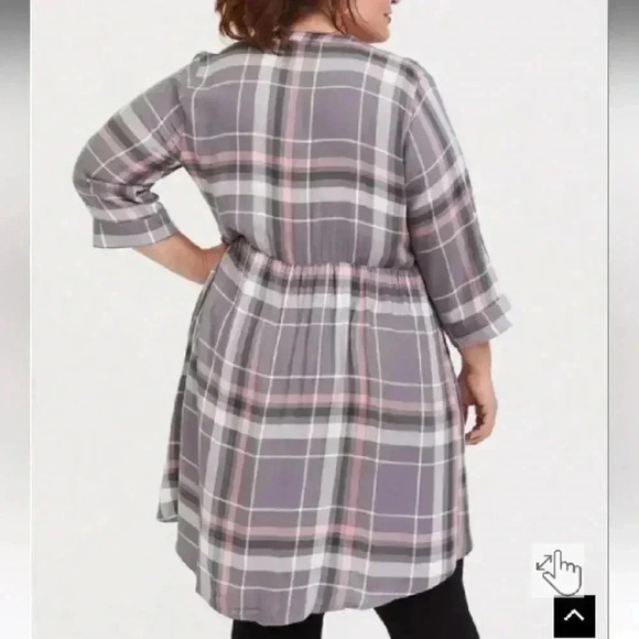 Torrid Purple and Gray Plaid V-Neck Cuffed Sleeve Top, 2x - Picture 3 of 11